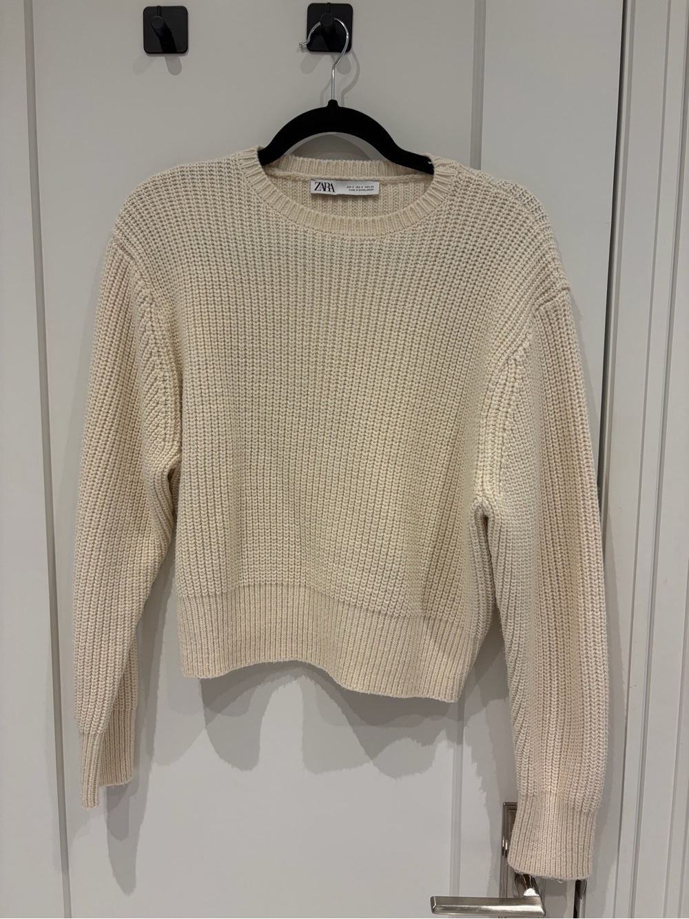 Zara Ivory Ribbed Crewneck Sweater